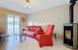 Mardie, Centre 45430