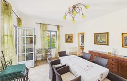 Aramon, Languedoc-Roussillon 30390