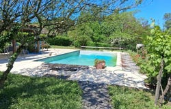Berson, Gironde 33390