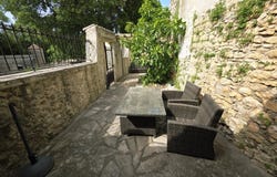 1 Rue du Puits Neuf, Dions, Gard 30190