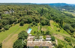 Grignan, Rhône-Alpes 26230