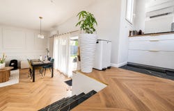 Laval, Pays de la Loire 53000