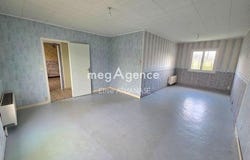 Laval, Pays de la Loire 53000