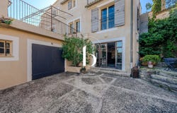 Uzès, Gard 30700
