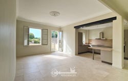 Uzès, Languedoc-Roussillon 30700