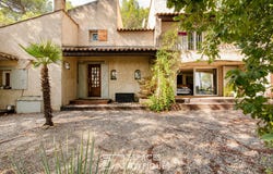 Pierrevert, Provence-Alpes-Côte-d'Azur 04860