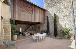 Aramon, Languedoc-Roussillon 30390