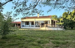 Bois, Poitou-Charentes 17240