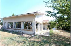 Mortagne-Sur-Gironde, Poitou-Charentes 17120