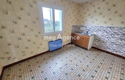 Laval, Pays de la Loire 53000