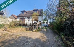 Cour-Cheverny, Centre 41700