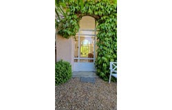 Maintenon, Eure-et-Loir 28130
