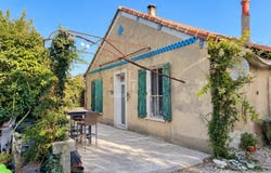 Saint-Rémy-de-Provence, Provence-Alpes-Côte d'Azur 13210