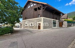 Crozet, Auvergne-Rhône-Alpes 01170
