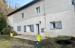 Thiers, Auvergne 63300
