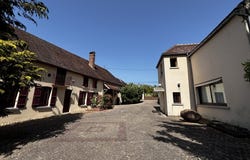 Senan, Burgundy 89710