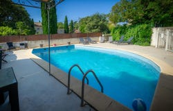 Tavel, Languedoc-Roussillon 30126