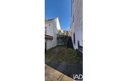 Ancy-le-Franc, Bourgogne-Franche-Comté 89160