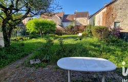 Ancy-le-Franc, Bourgogne-Franche-Comté 89160