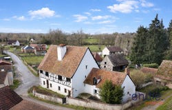 BRESSOLLES, Auvergne-Rhône-Alpes 03000