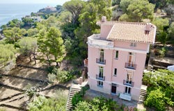 Cerberus, Languedoc-Roussillon 66290