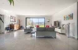 Latresne, Aquitaine 33360