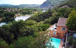 Sampzon, Rhône-Alpes 07120