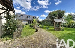 Pontorson, Normandy 50170