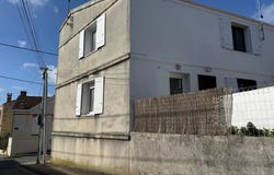 49 Rue Taillasson Mazel, Saintes, Charente-Maritime 17100