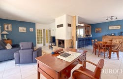 Roquemaure, Languedoc-Roussillon 30150