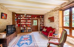 QUESTEMBERT, Brittany 56230