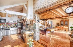 Fay-Aux-Loges, Centre 45450