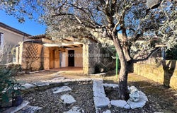 Aiguèze, Languedoc-Roussillon 30760