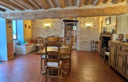 Deux Rivières, Burgundy 89460
