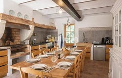 Grignan, Auvergne-Rhône-Alpes 26230