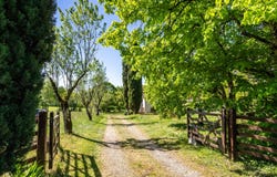 Lauzerte, Midi-Pyrénées 82110