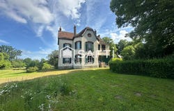 Autry-le-Châtel, Centre 45500