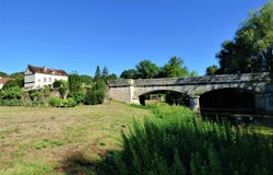 Noyers, Burgundy 89310