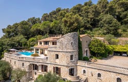 Grasse - Exceptional Estate with Private Helipad and Panoramic Mediterranean Views Grasse, Alpes-Maritimes, France, Grasse, Alpes-Maritimes 06130