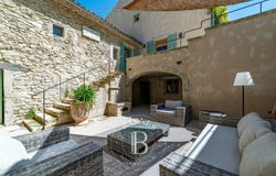 Grignan, Rhône-Alpes 26230