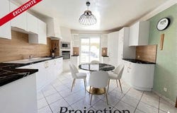 Courgains, Pays de la Loire 72260