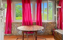 Villeneuve-de-Berg, Rhône-Alpes 07170