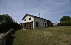 PIOUSSAY, Poitou-Charentes 79110