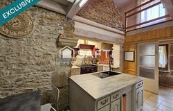 Vaucluse, Franche-Comté 25380