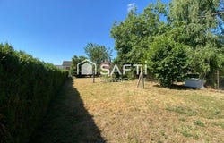 Eole-En-Beauce, Centre 28150