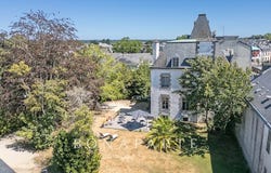 Auray, Brittany 56400