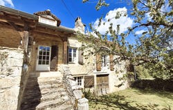 Villeneuve, Midi-Pyrénées 12260