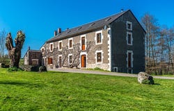 MHERE, Bourgogne-Franche-Comté 58140