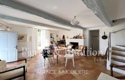 Simiane-la-Rotonde, Alpes-de-Haute-Provence 04150