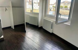 Laval, Pays de la Loire 53000